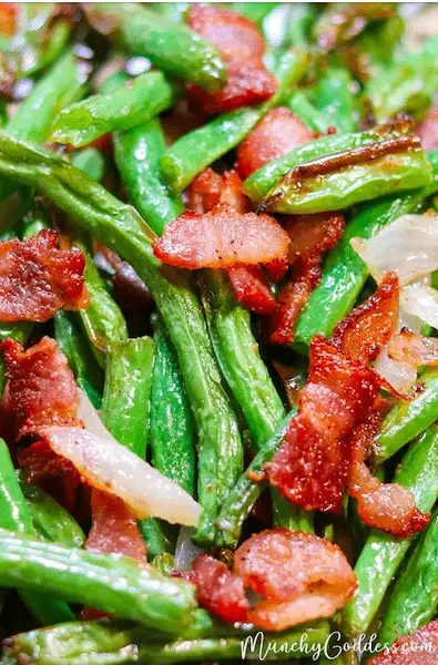 Air fryer green beans with bacon