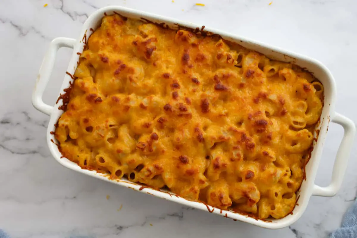 what to serve with mac and cheese