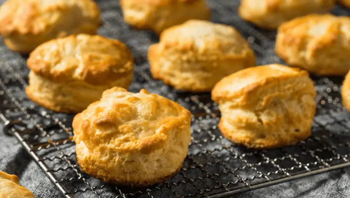 substitute for buttermilk in biscuits