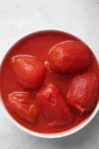 Whole peeled tomatoes 