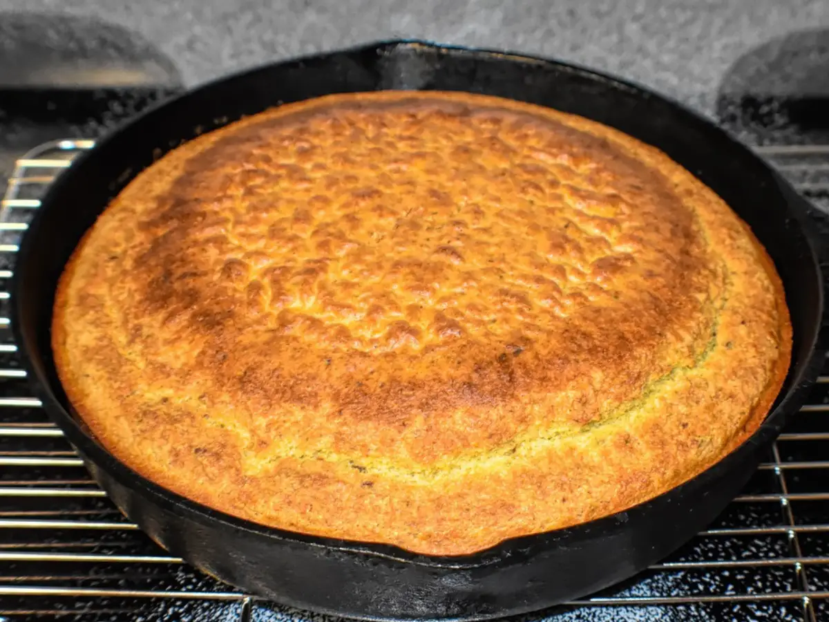 how to make cornbread without eggs